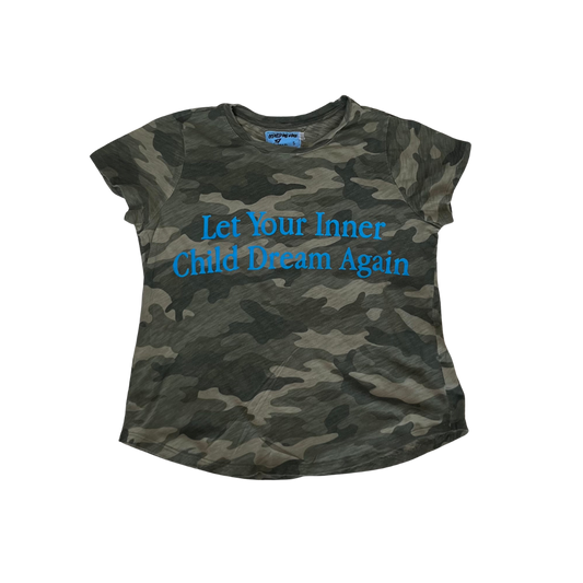 Childlike T-shirt (Camo/S)